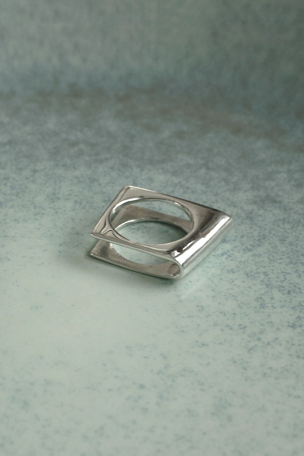 Кольцо из серебра Folder