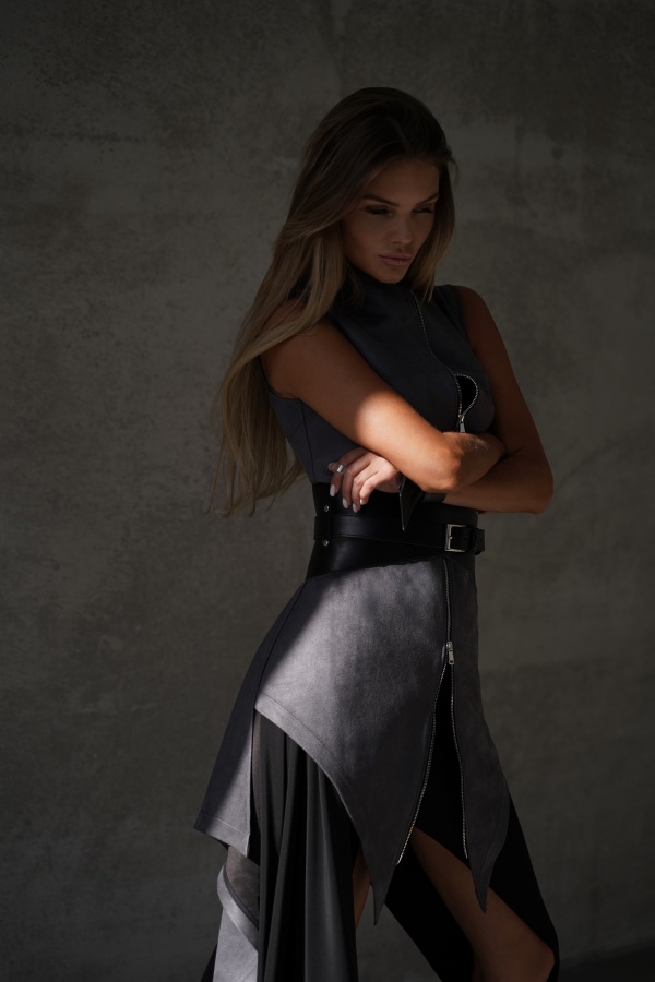 Vest Eleven Grey