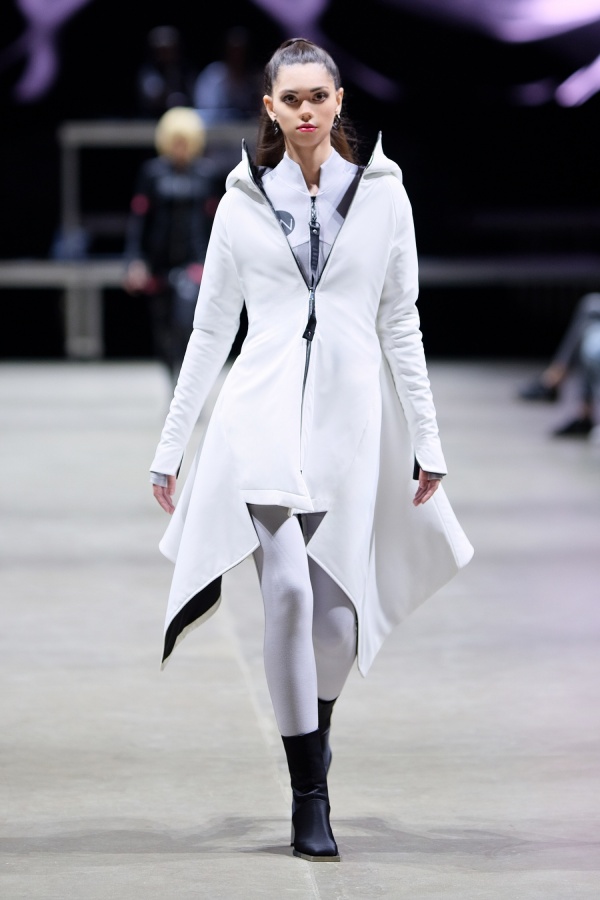 Coat Angle Puff Snow