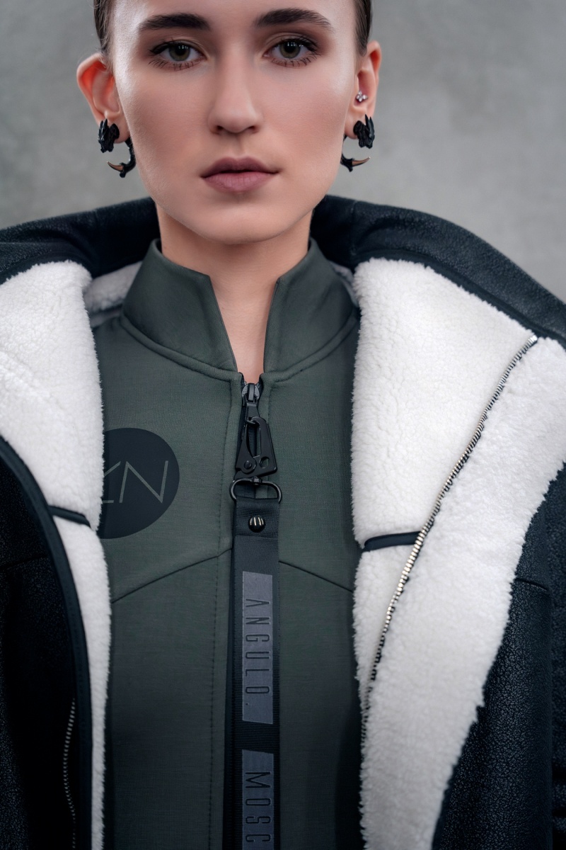 Ремувка черная Angulo