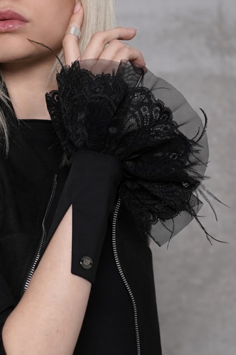 Cuffs Rebel Black Swan