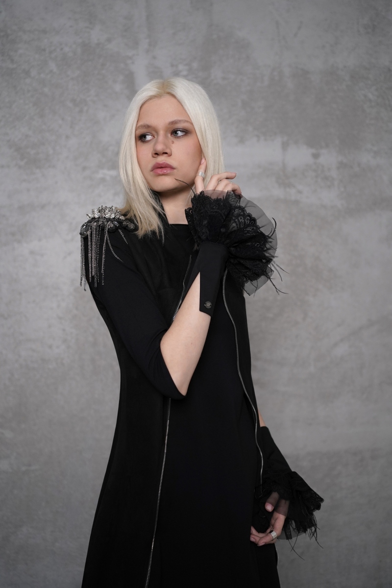 Vest Eleven Dark Shine