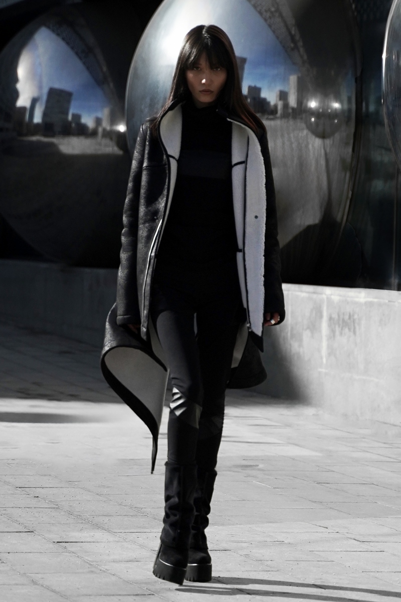 Дублёнка Антарес черная