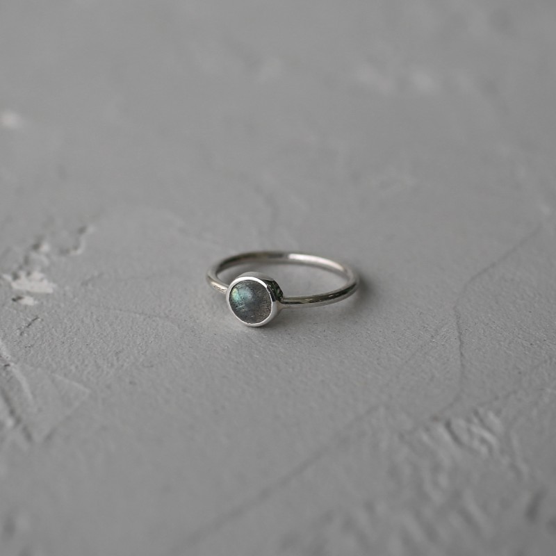Серебряное кольцо с лабрадоритом Link
