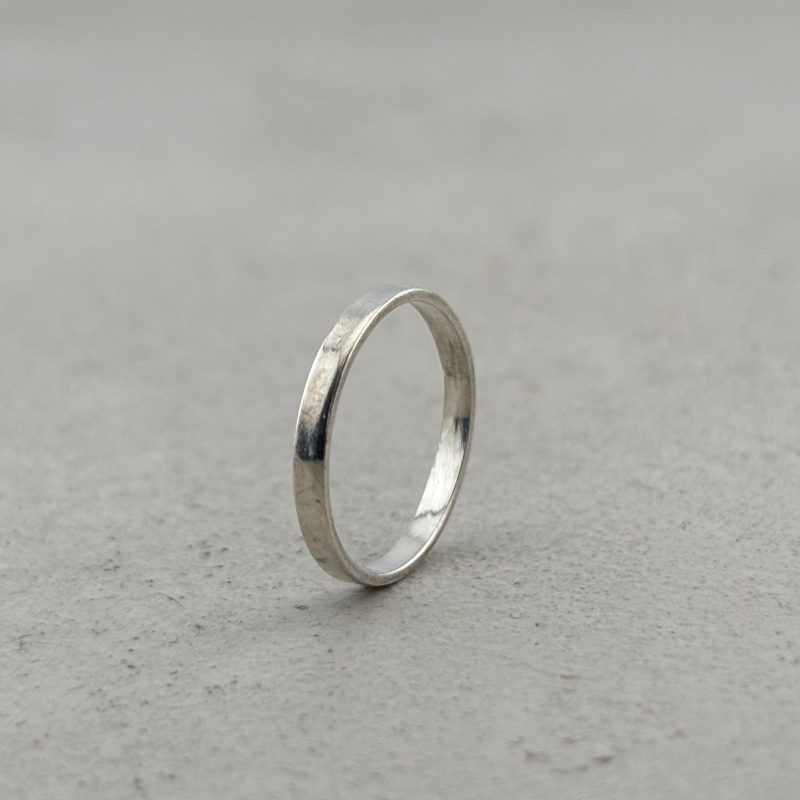 Серебряное кольцо 2мм
