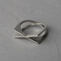 Серебряное кольцо Xamena