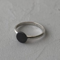Серебряное кольцо с чернёной вставкой Plato