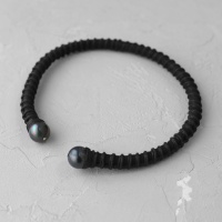 Ожерелье крученое с майорикой