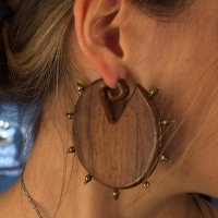 Серьга-Обманка из дерева со вставками из латуни